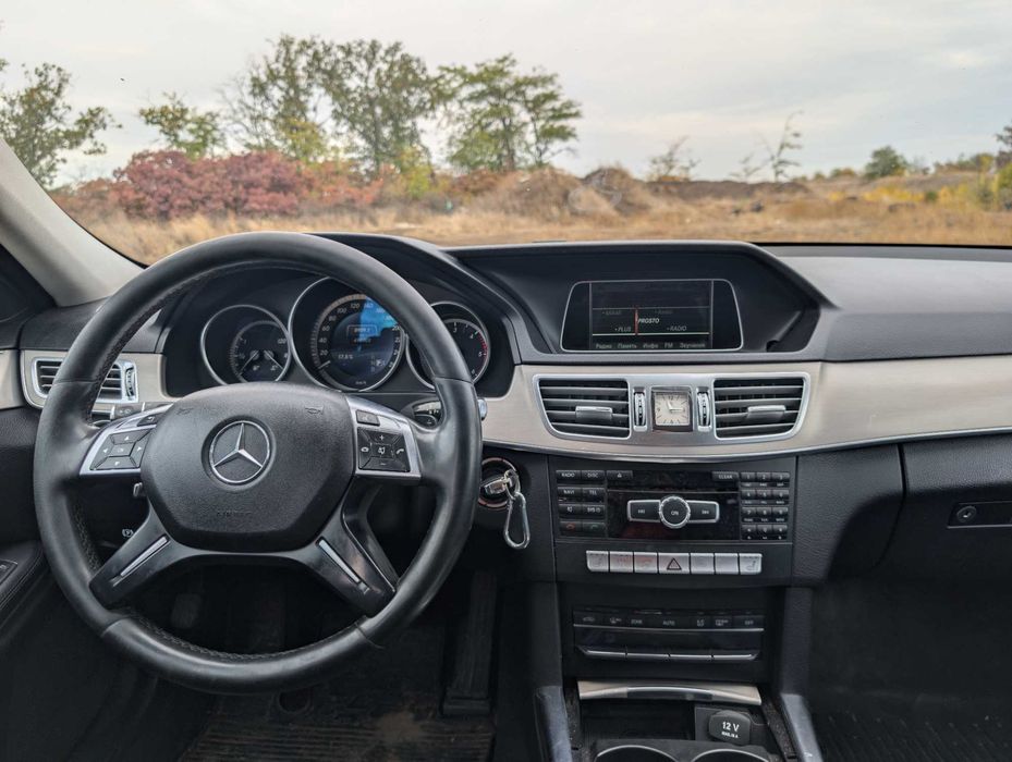 Mercedes E-Class 2015 Универсал