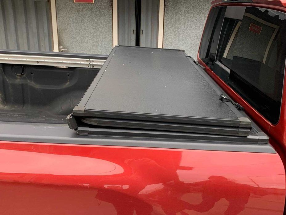 Кришка кузова Nissan Titan Ниссан Титан складна трьохсекційна