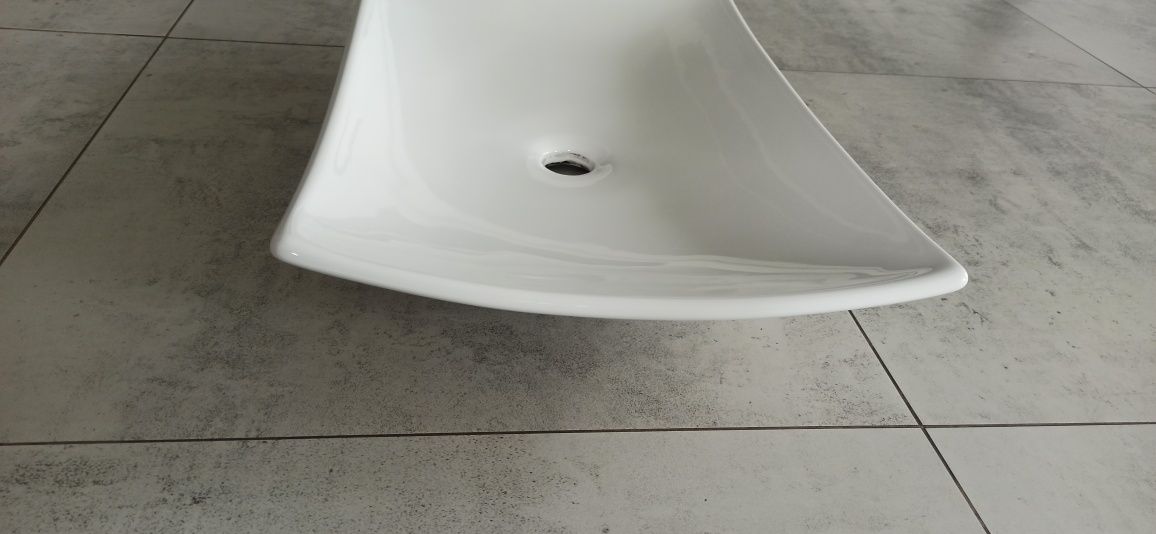 Umywalka nablatowa 59x39x11 biała