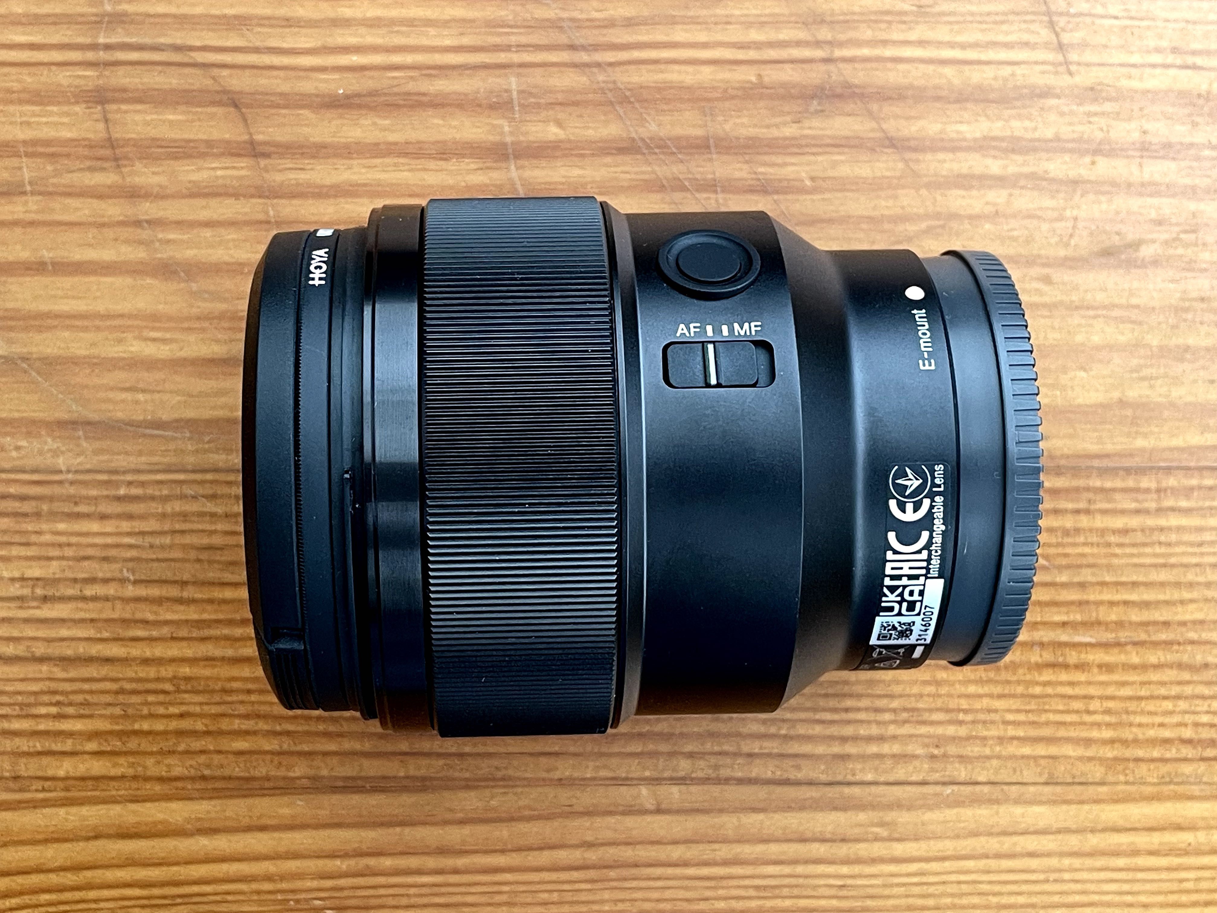 Objetiva Sony FE 85mm f/1.8