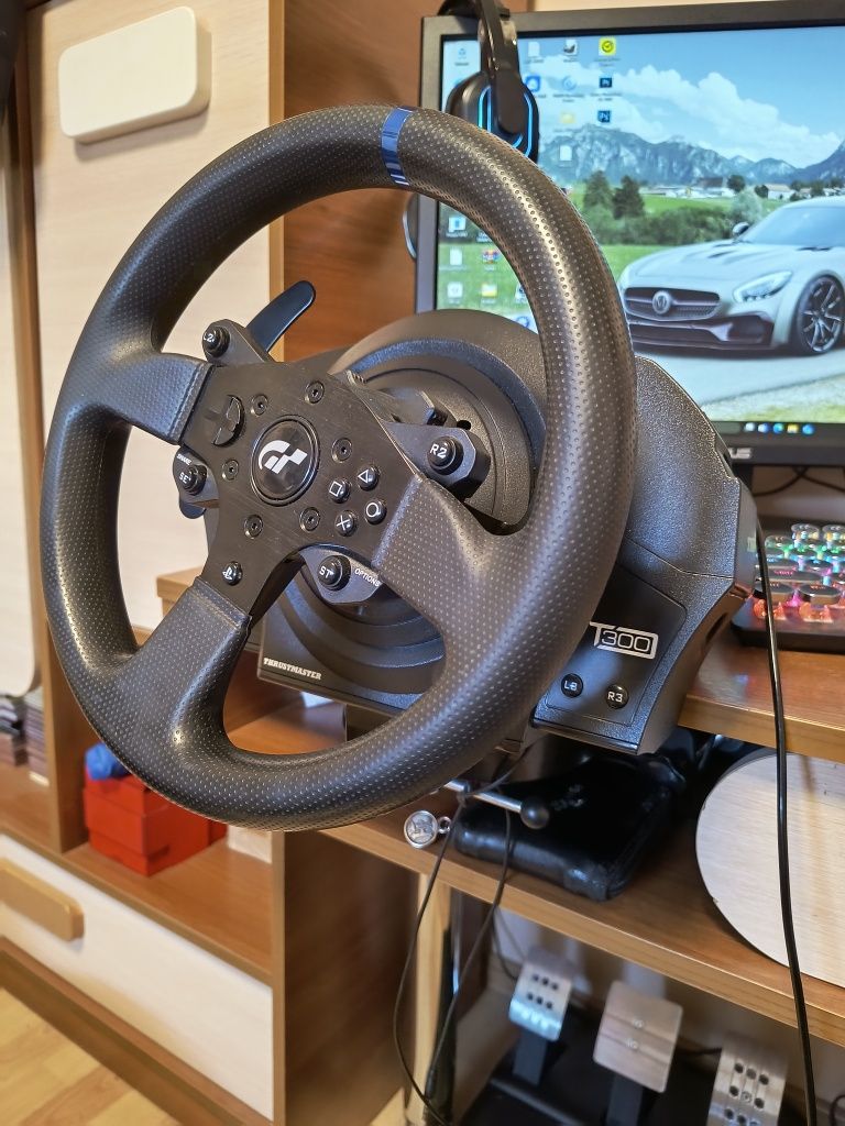 Thrustmaster t300rs + hamulec ręczny