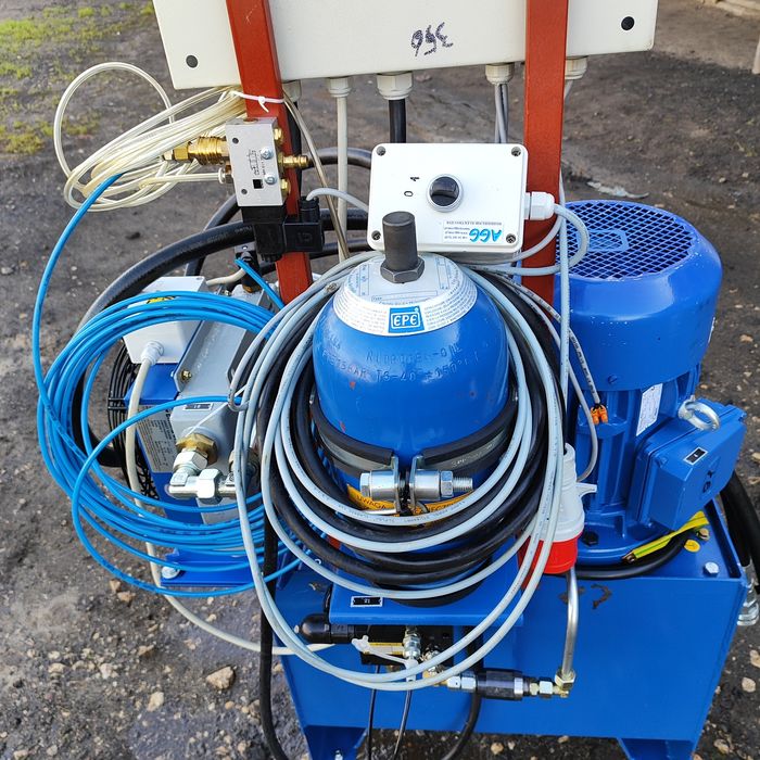 Ponar Wadowice Zasilacz hydrauliczny.