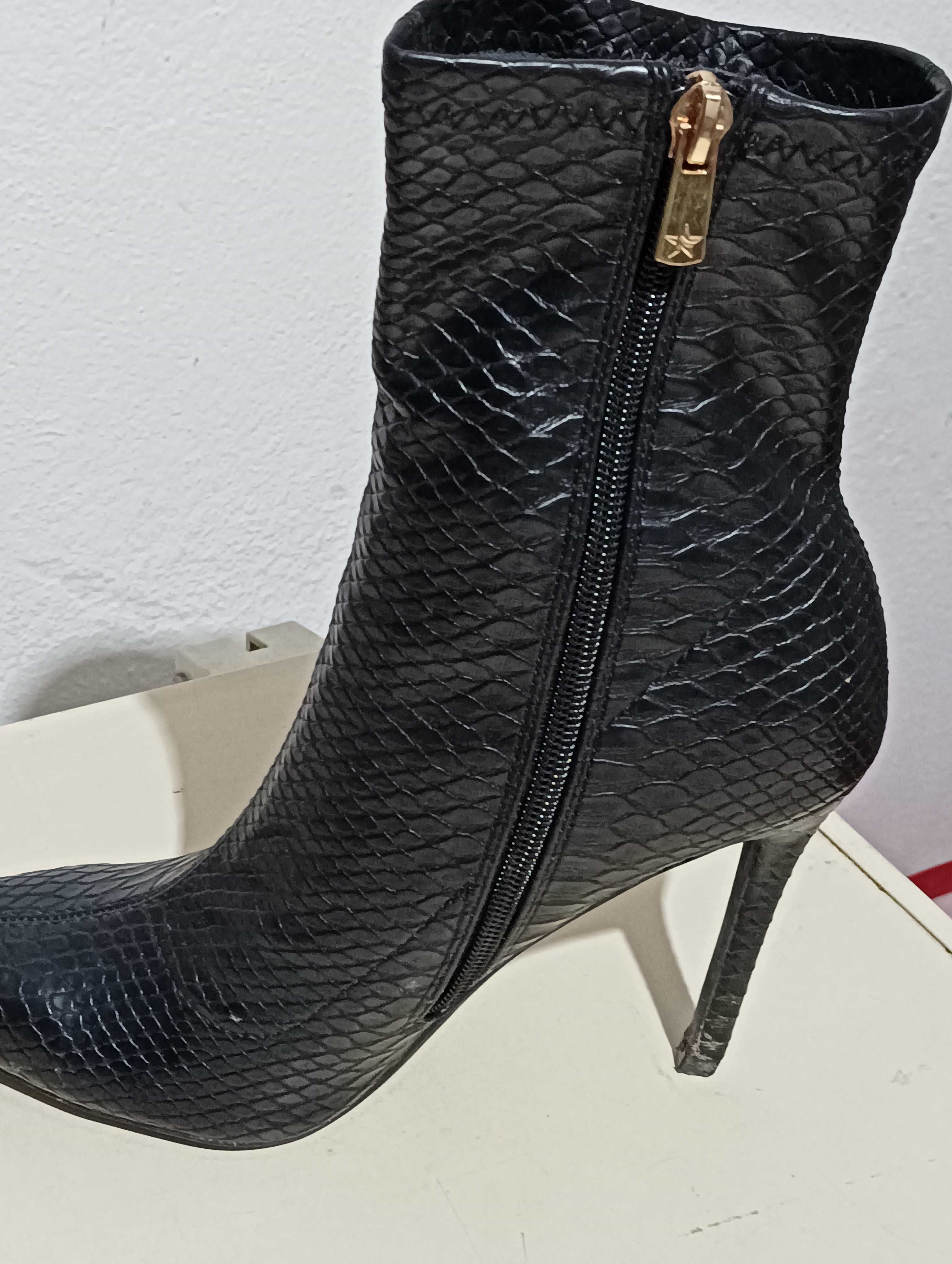Botas Primadonna tamanho 37