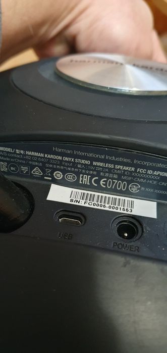 Портативна колнка Harman Kardon onyx studio