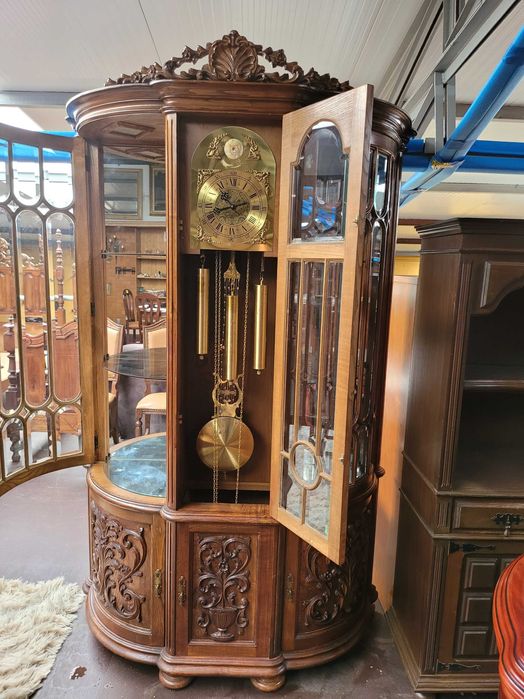 Impressive pendulum clock – sold with a one-year functionality warranty64409328671617122