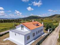 Moradia T4 + duplex+ terraço  em Torres Vedras