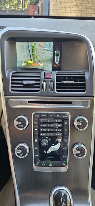 Вольво XC60 идельном состояние.