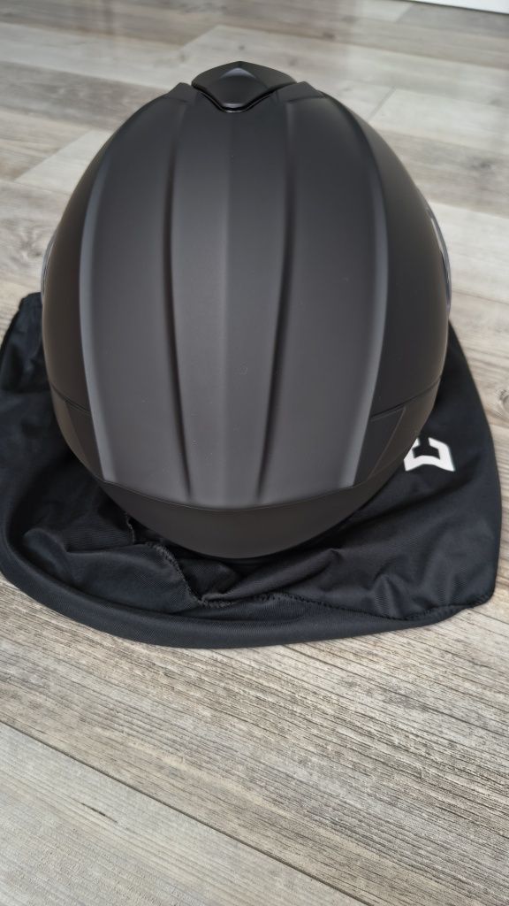 Nowy kask Course Pioneer L i M  czarny mat