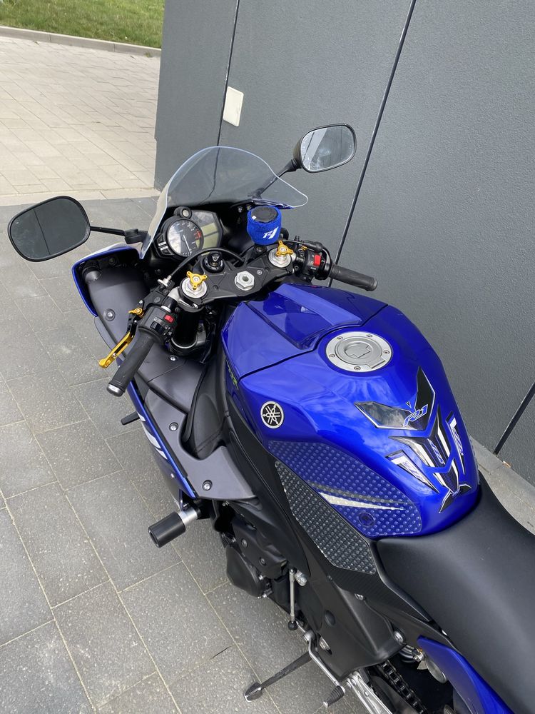 Yamaha R1 RN22 2009r Akrapovič*Nowe opony*Led*Piekna