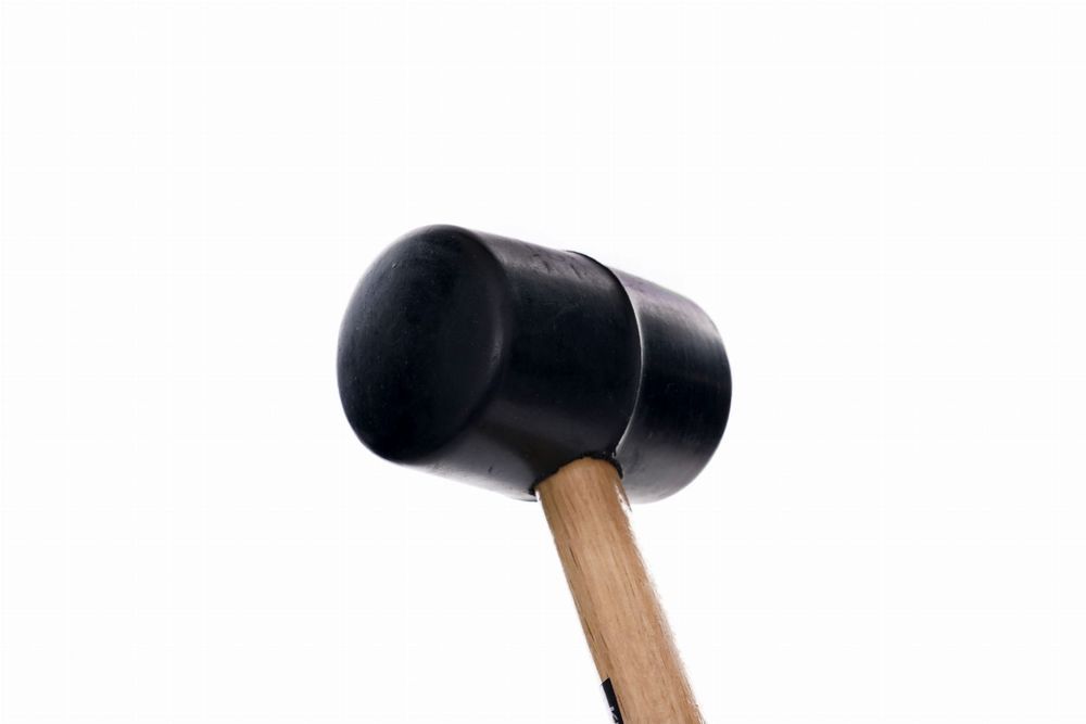 Młotek gumowy z drewnianą rączką KD900