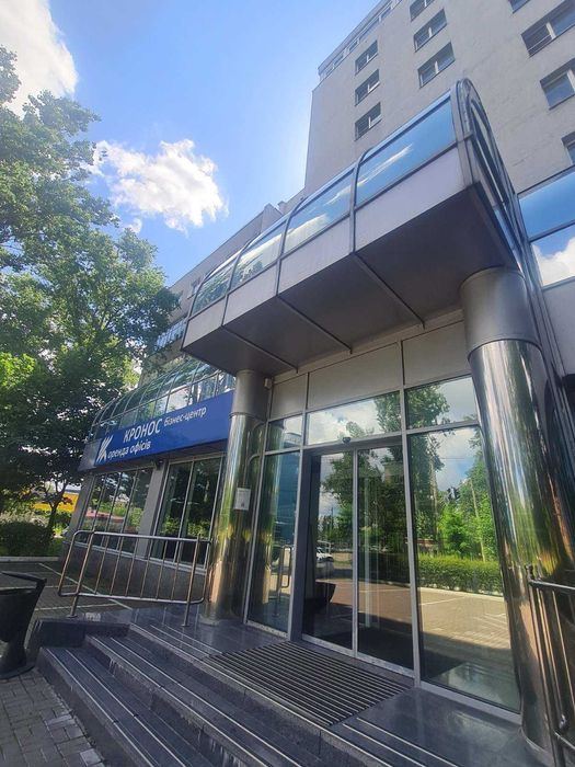 Двоповерховий офіс в БЦ, 81 м.кв., 2 поверх у подарунок, м. Дорогожичі