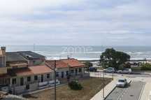 Apartamento de Praia Convertido em Dois T2+1 Com Ent. Independentes