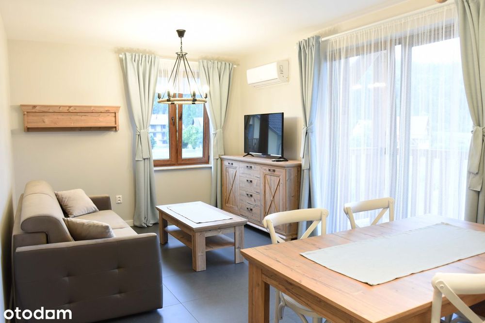 2 pokoje, aneks kuchenny, taras,  w pełni wyposażone, wysoki standard