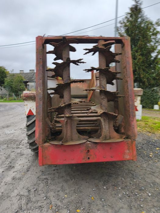 Rozrzutnik Gilibert 8247. 99r. Sprowadzony