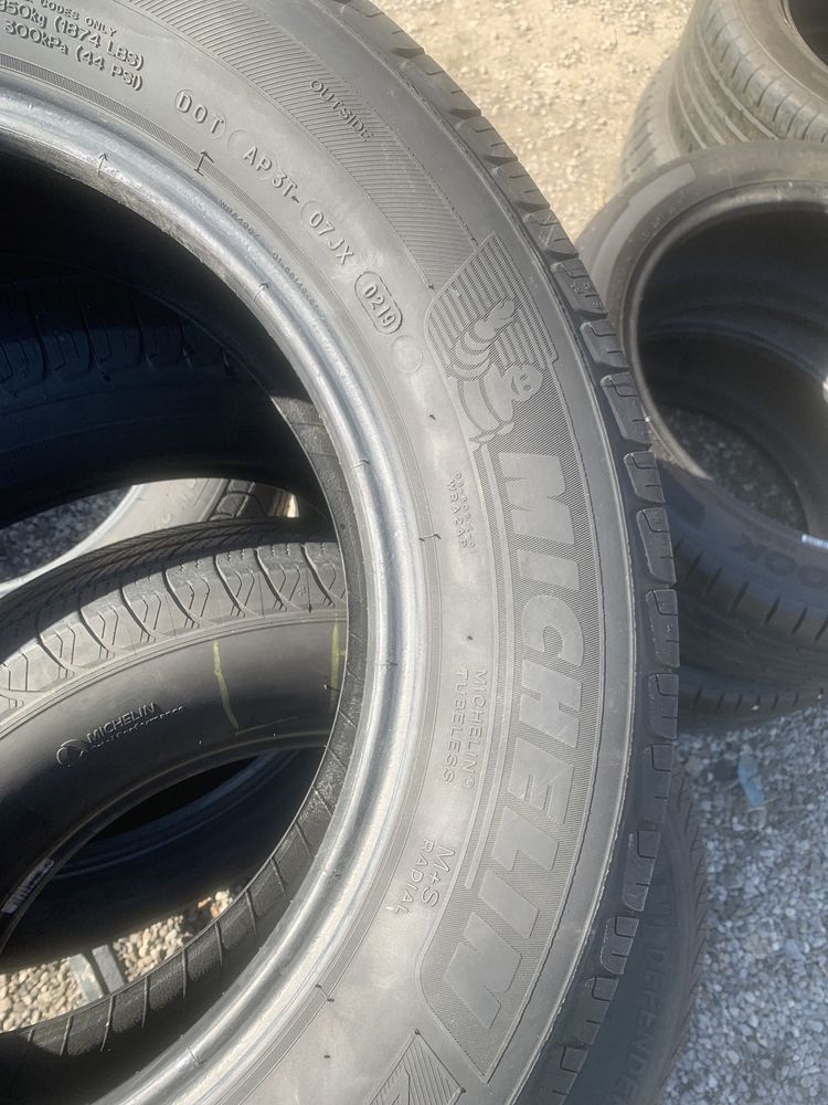 225/65r17 michelin defender t+h