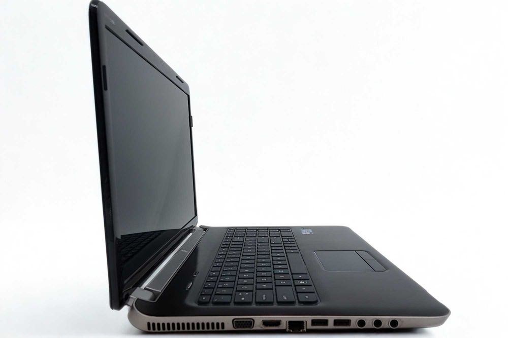 Laptop Używany HP Pavilion DV7 17,3" HD+ i7 16GB 512SSDRadeon W11 GWFV