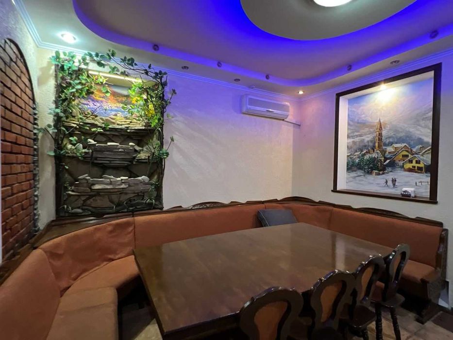 Продаж кафе,фасад траса Київ-Житомир + ділянка 75 соток