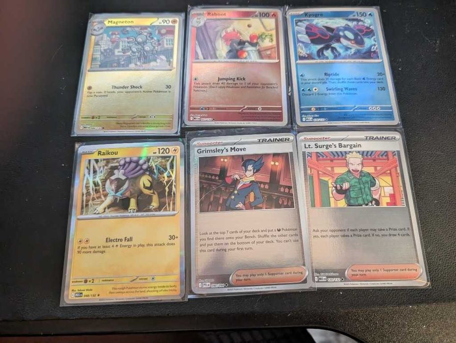 Bulk pokemon tcg z Phantasmal Flames i Mega Evolution 60 kart