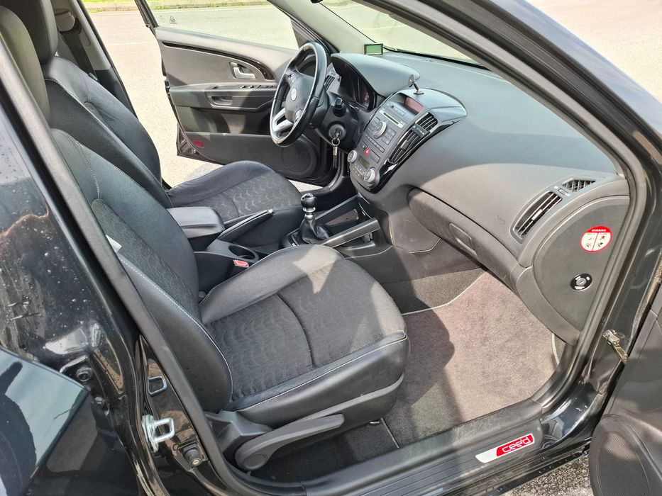 Kia Ceed SW 2010