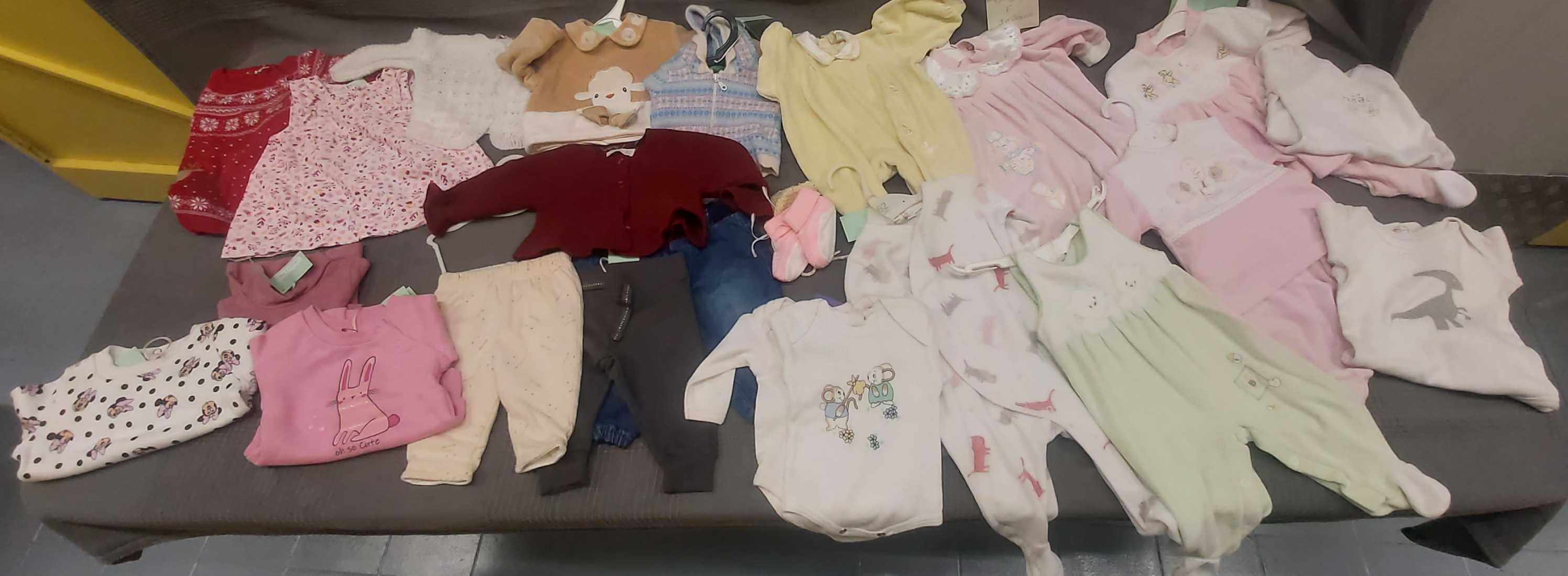 LOTES DE ROUPA 2a MÃO EM BOM ESTADO DE BÉBÉ