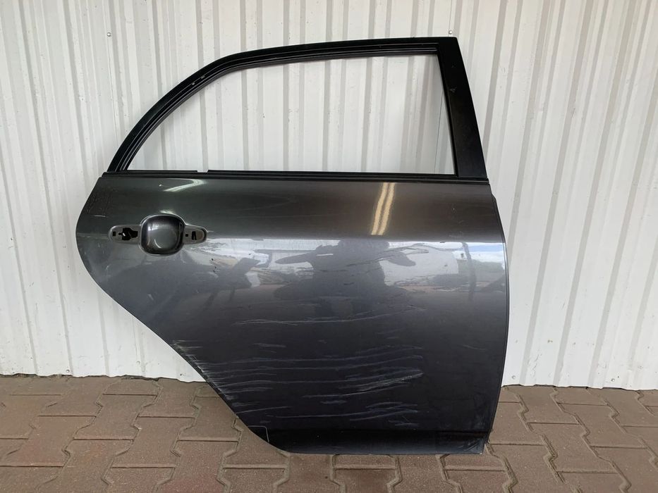 TOYOTA COROLLA E15 2007-2012 DRZWI PRAWE TYLNE TYŁ