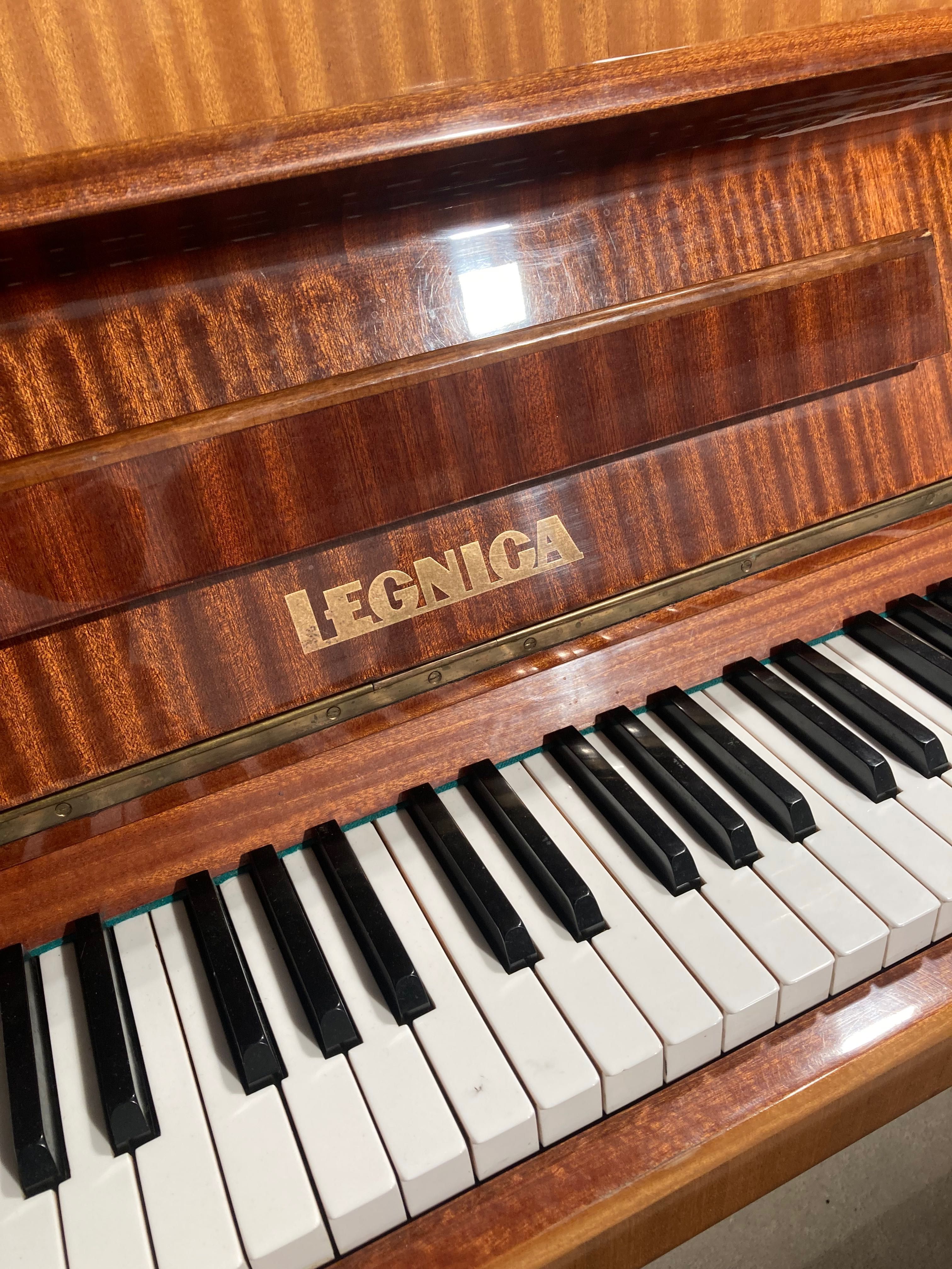 Sprzedam Pianino Legnica