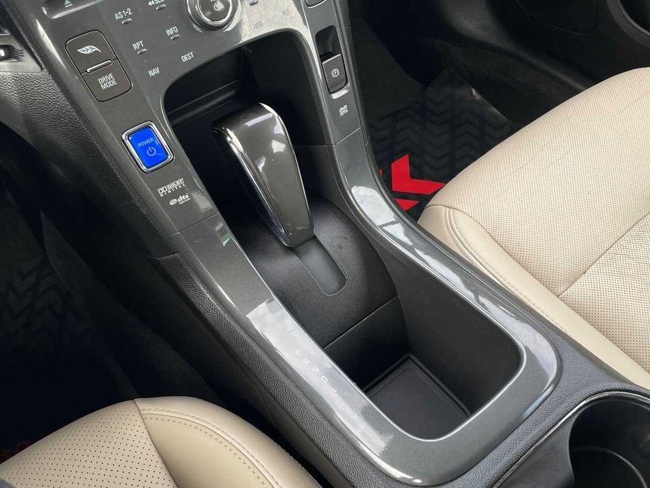 Продам  Chevrolet VOLT 2011. Можна в розстрочку, під викуп.