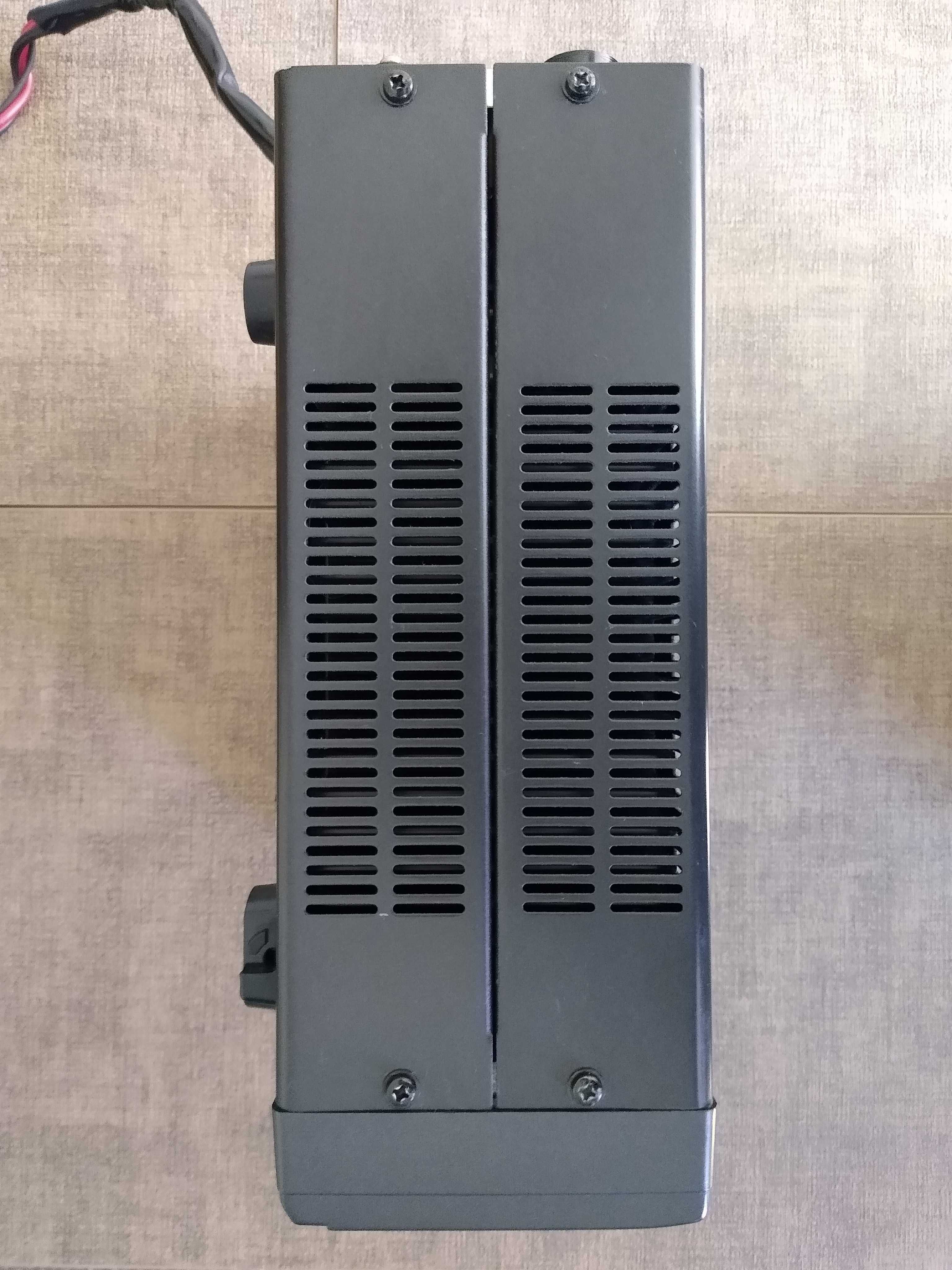 Zasilacz z głośnikiem Yaesu FP-800