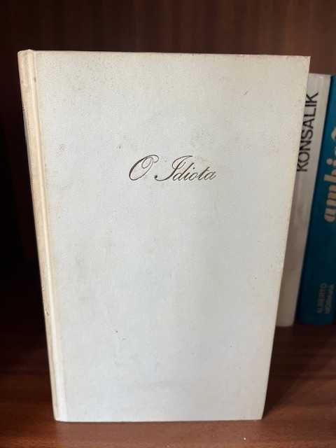 Livro O Idiota em bom estado