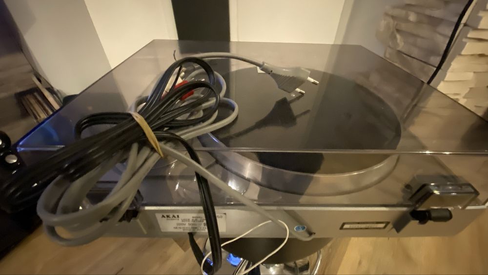 Gramofon Akai AP Q50