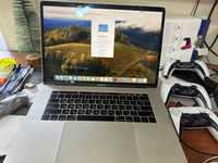 Macbook pro 15”