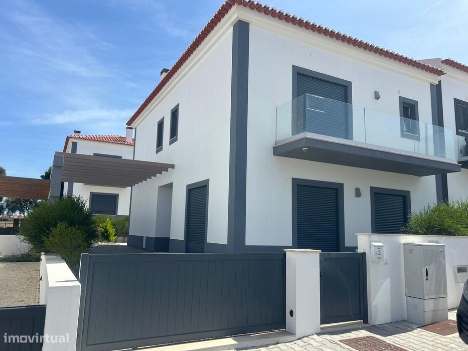 Moradia Nova Arrendamento – Alto do Veríssimo (Atouguia da Baleia)
