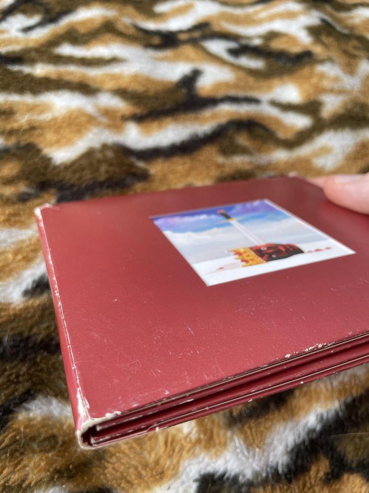 Kanye West My Beautiful Dark Twisted Fantasy CD DVD Deluxe Edition