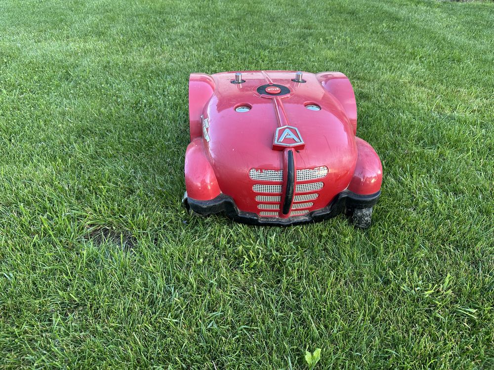 robot koszący ambrogio l250 elite 3200m2
