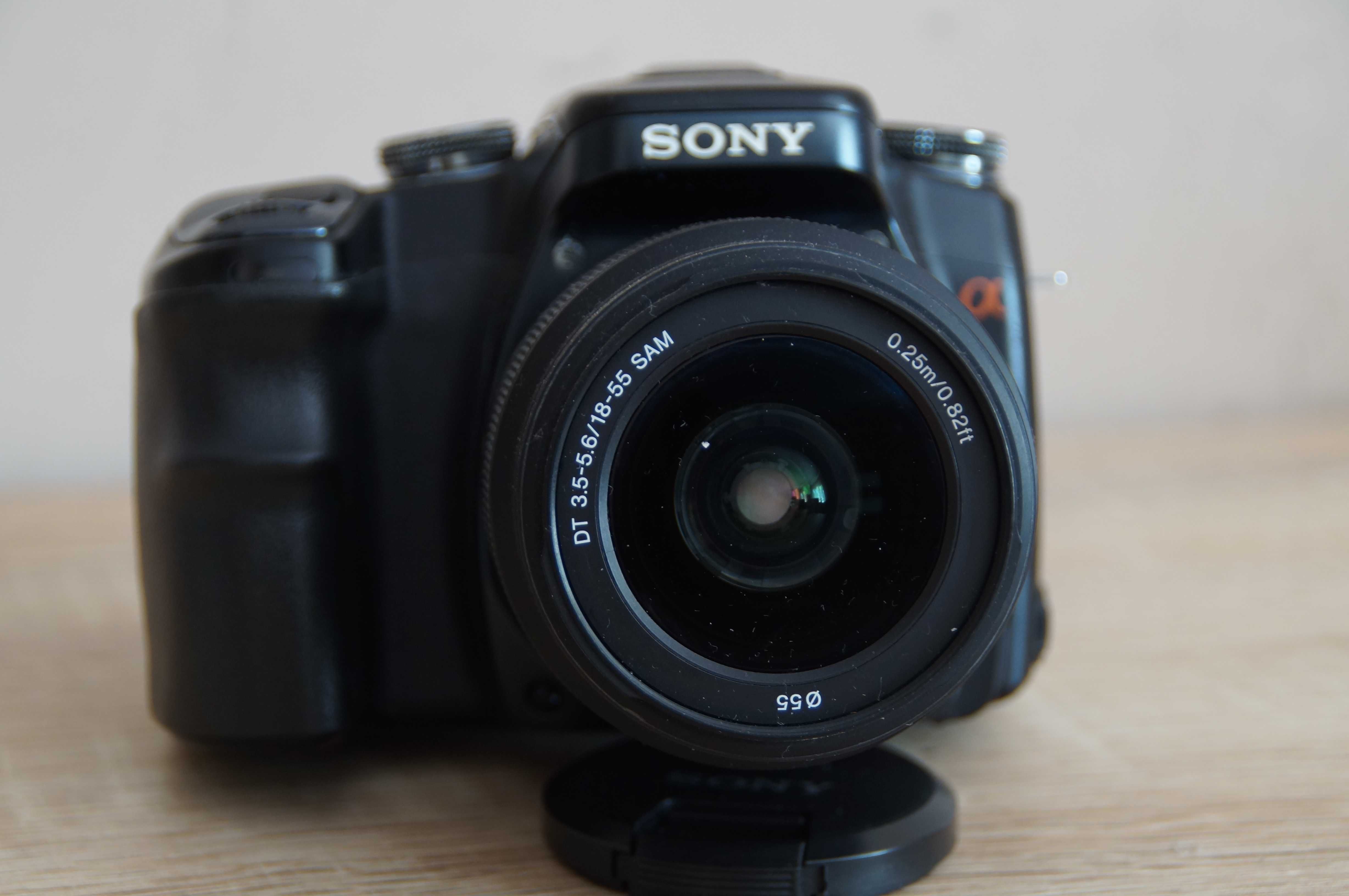 Aparat Sony A100 + obiektyw 18-55mm