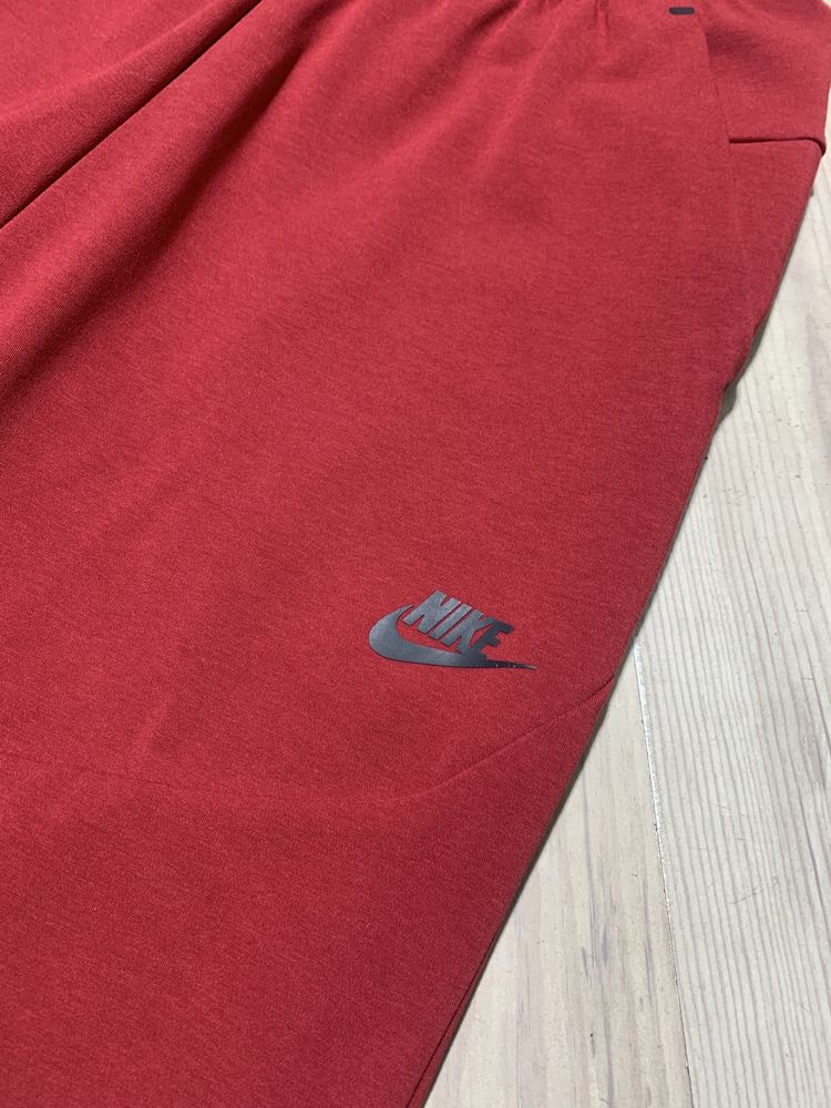 Спортивные штаны nike tech fleece