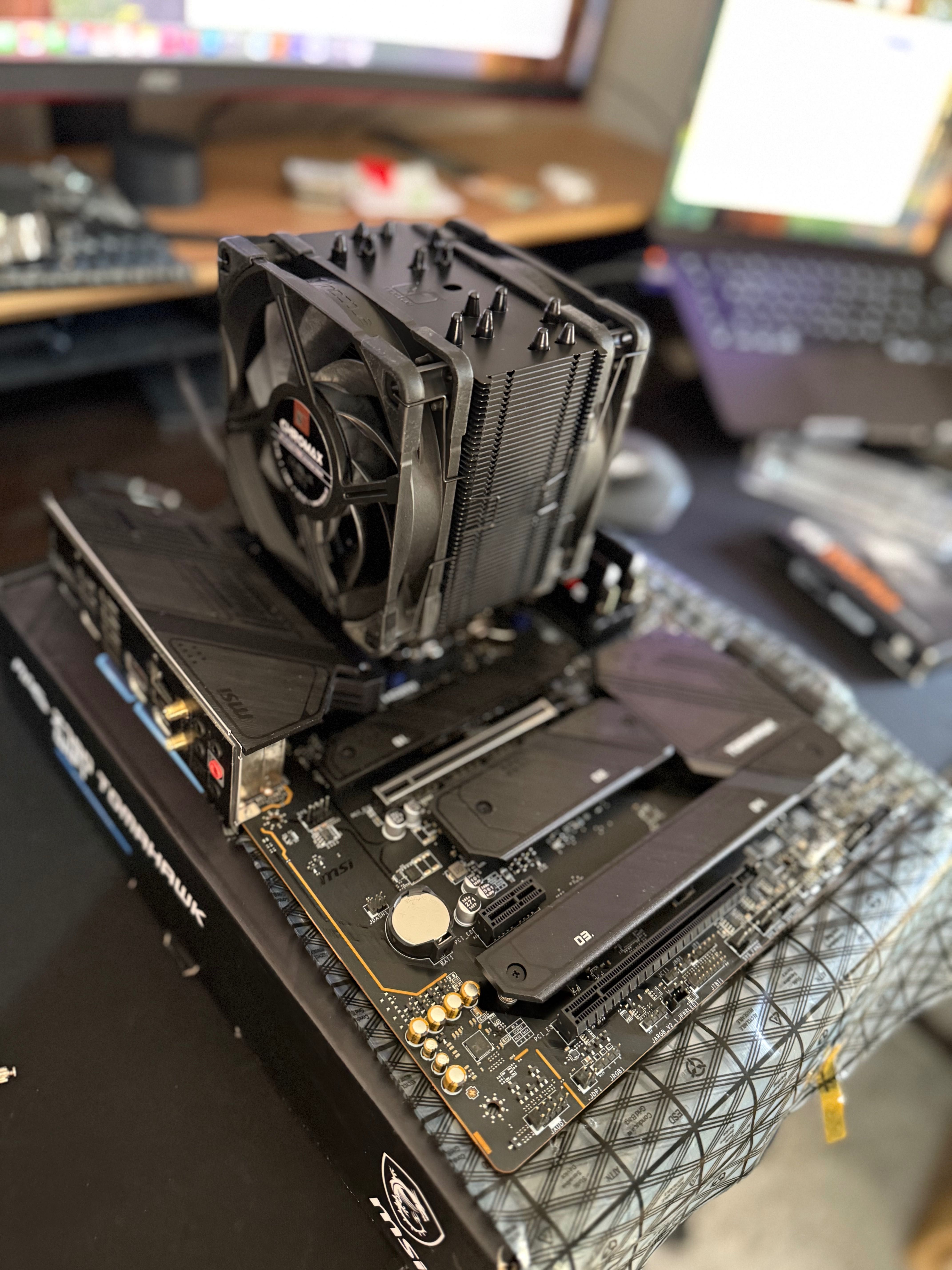 High-End i7-14700KF + RTX 4070 Super + 64GB DDR5
