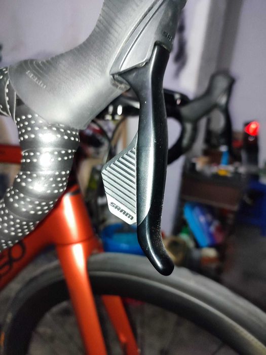 bicicleta basso astra  sram rival axs 2x12 rodas carb. ffwd, como nova