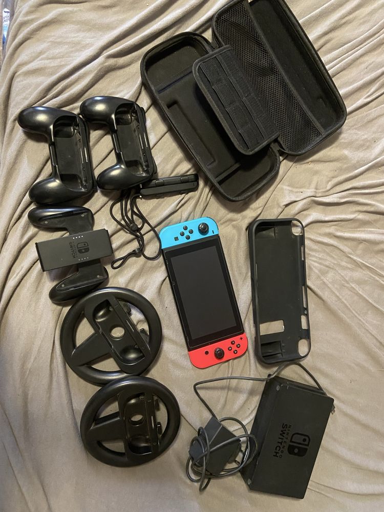 продам nintendo switch v2