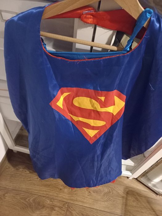 Supermenka strój przebranie kostium dziewczęcy karnawalowy 134