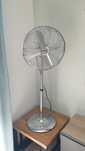Wentylator mocny 50W wiatrak Ravanson srebrny nowy