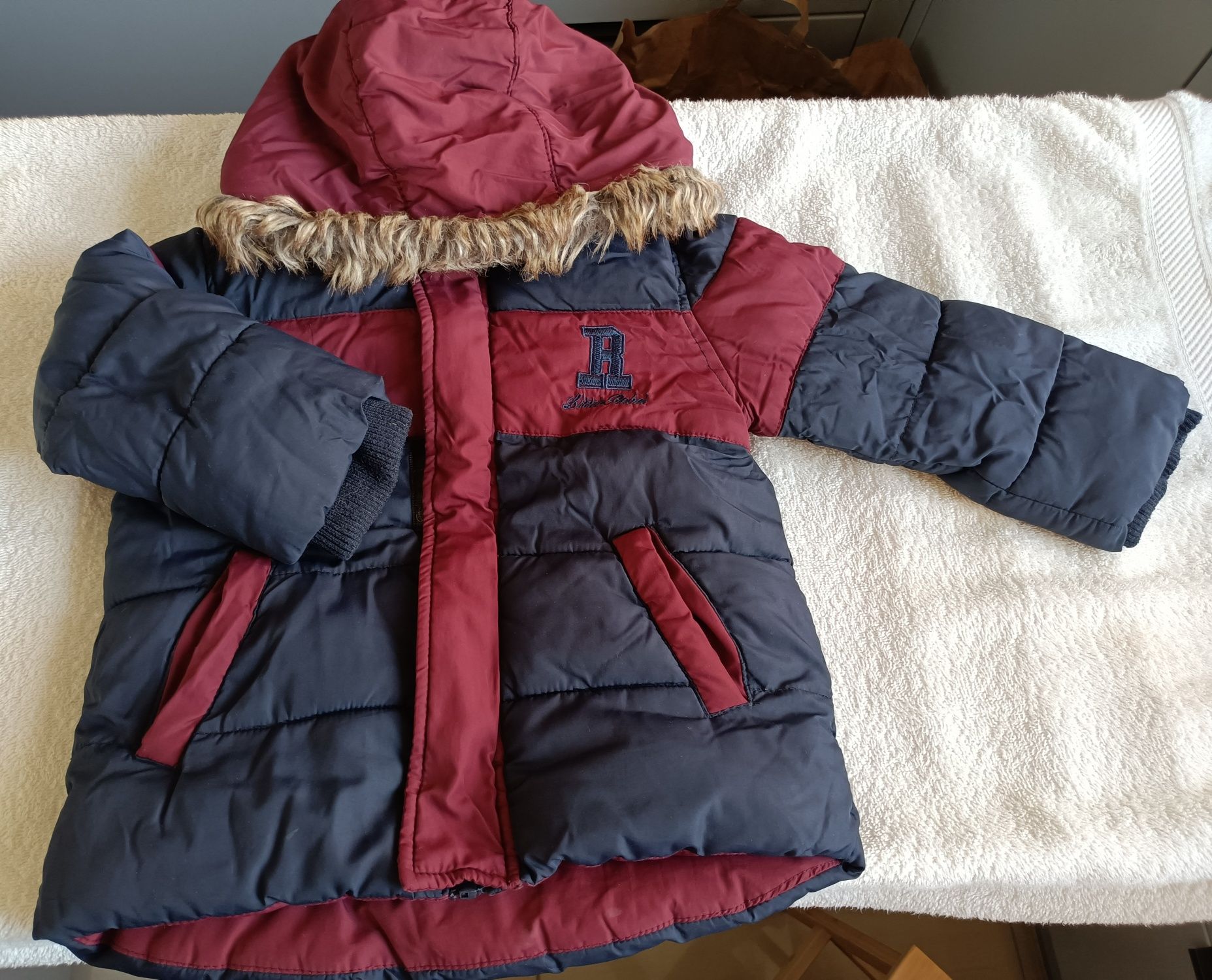 Zimowa kurtka w rozmiarze 86-92 i spodnie narciarskie