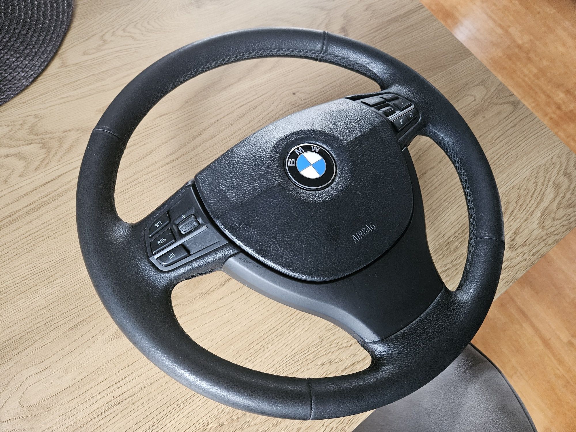 Руль BMW F10 рулевое колесо Подогрев