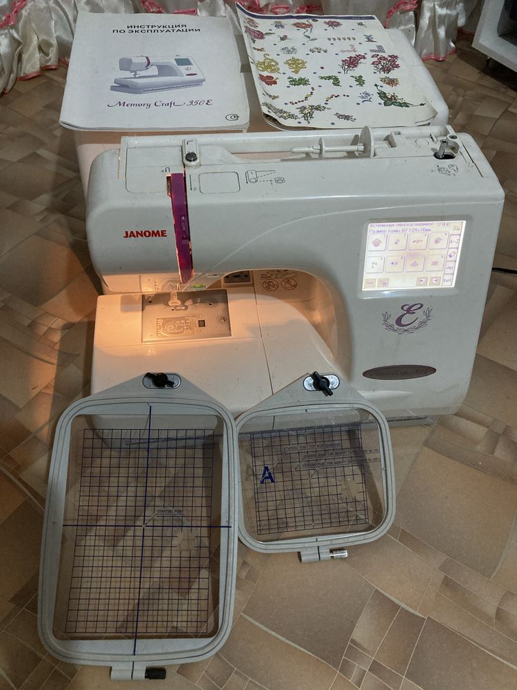 Janome Memory Craft 350 E