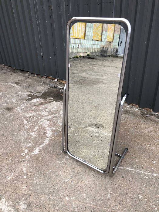 Хромована рама для дзеркала б.у