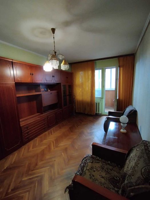 Продаж 3-кім   Автозаводська 39  Бережанська  Оболонський район