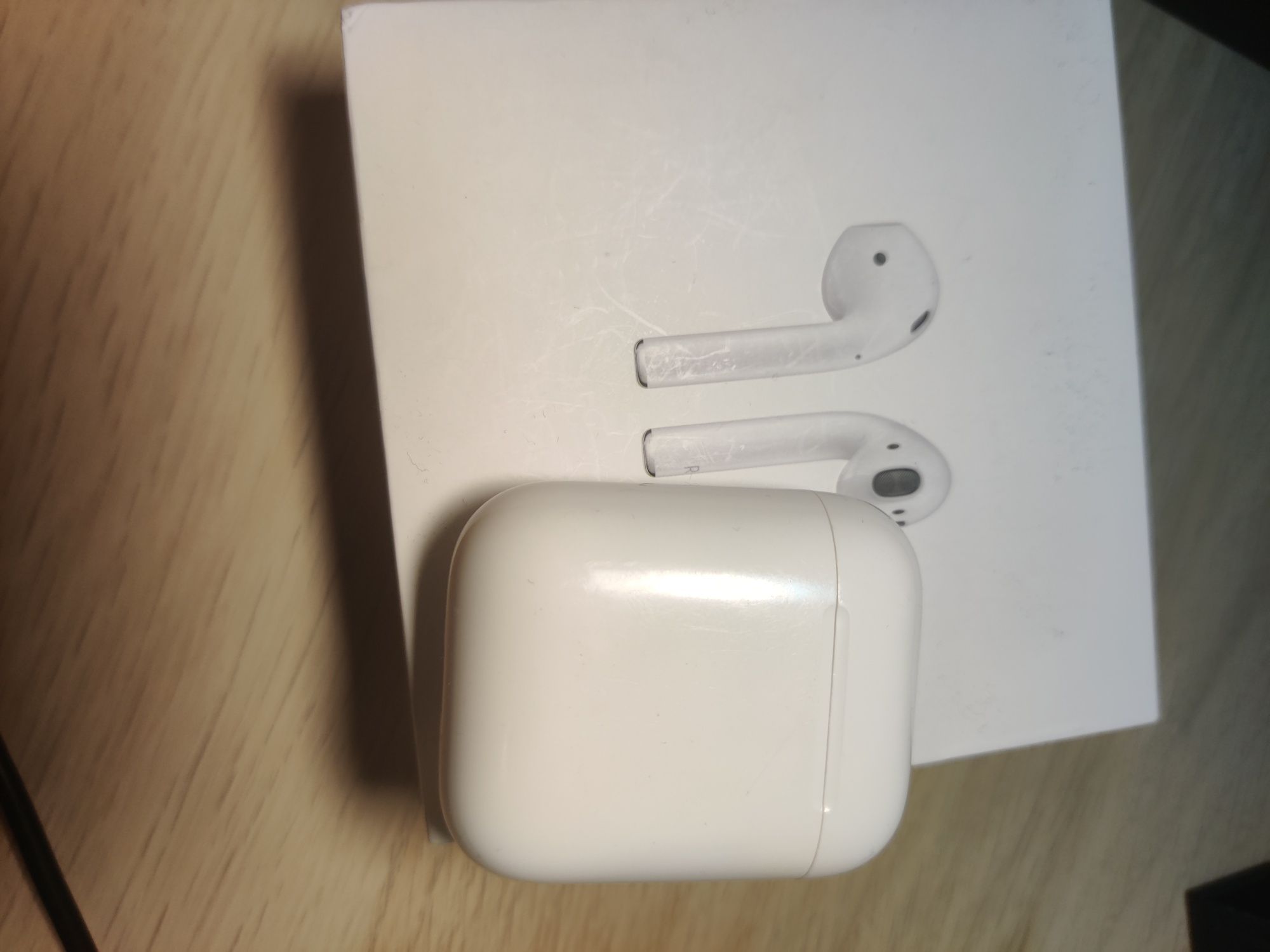 Apple airopods 2