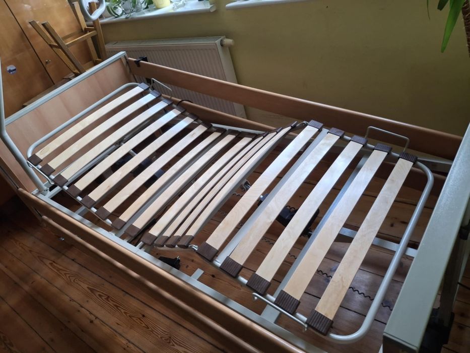 Łóżko elektryczne pielęgnacyjno- rehabilitacyjne CAREBED model SMART V