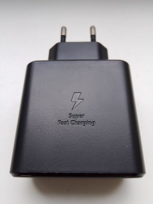 Новая зарядка Samsung, Xiaomi, Realme Quick Charge, SuperVOOC до 45Вт