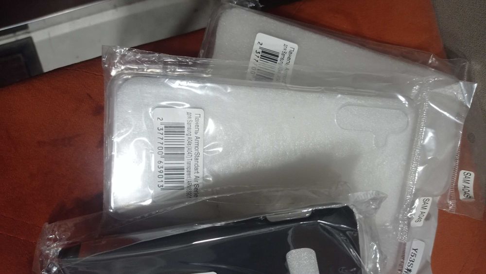 Чохли на телефони. Одним лотом 300грн